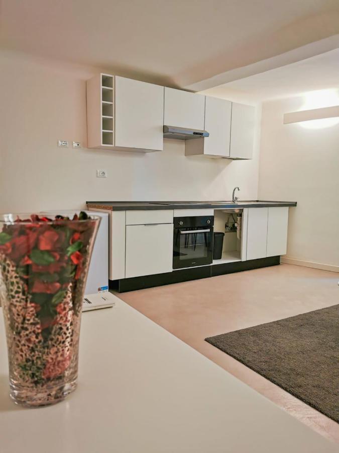 De Ville Guest House Genova Esterno foto
